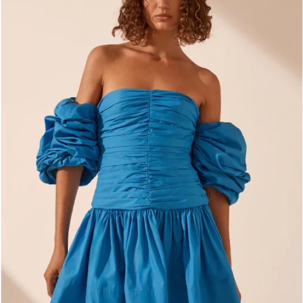 NWT Shona Joy Blue Off-Shoulder Mini Dress